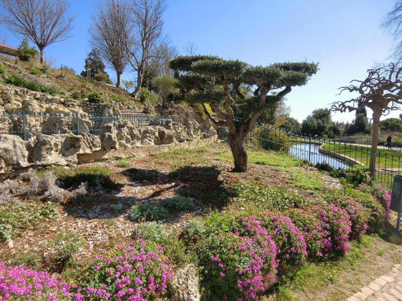 Hotel Las Cigalas Villeneuve-lès-Béziers Buitenkant foto